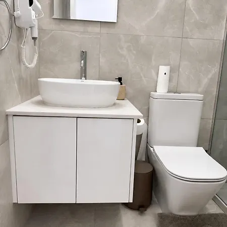 Apartment Amiteam Suites - Azure Palm Studio *